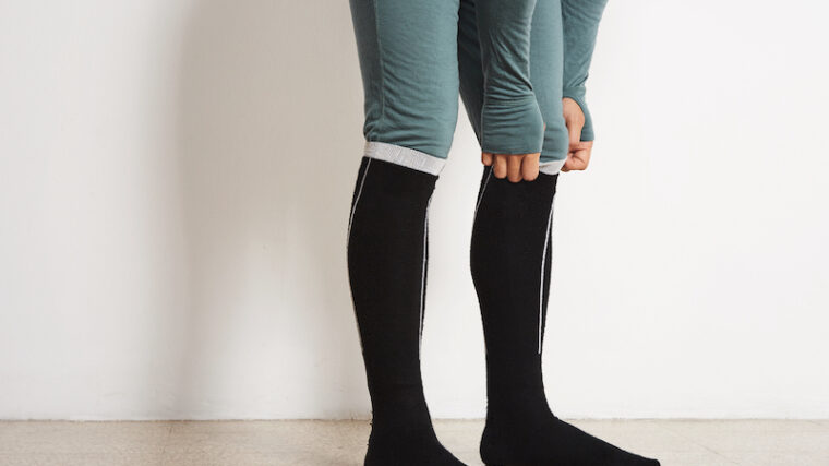 Stödstrumpor som tas på