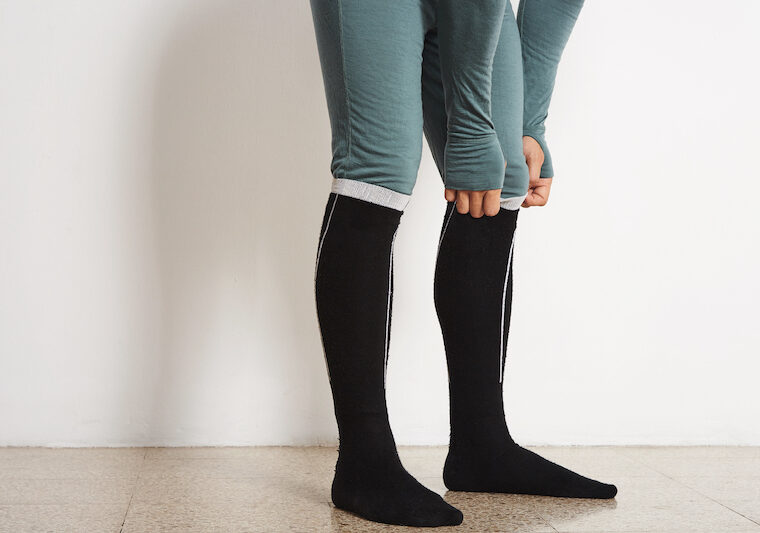 Stödstrumpor som tas på